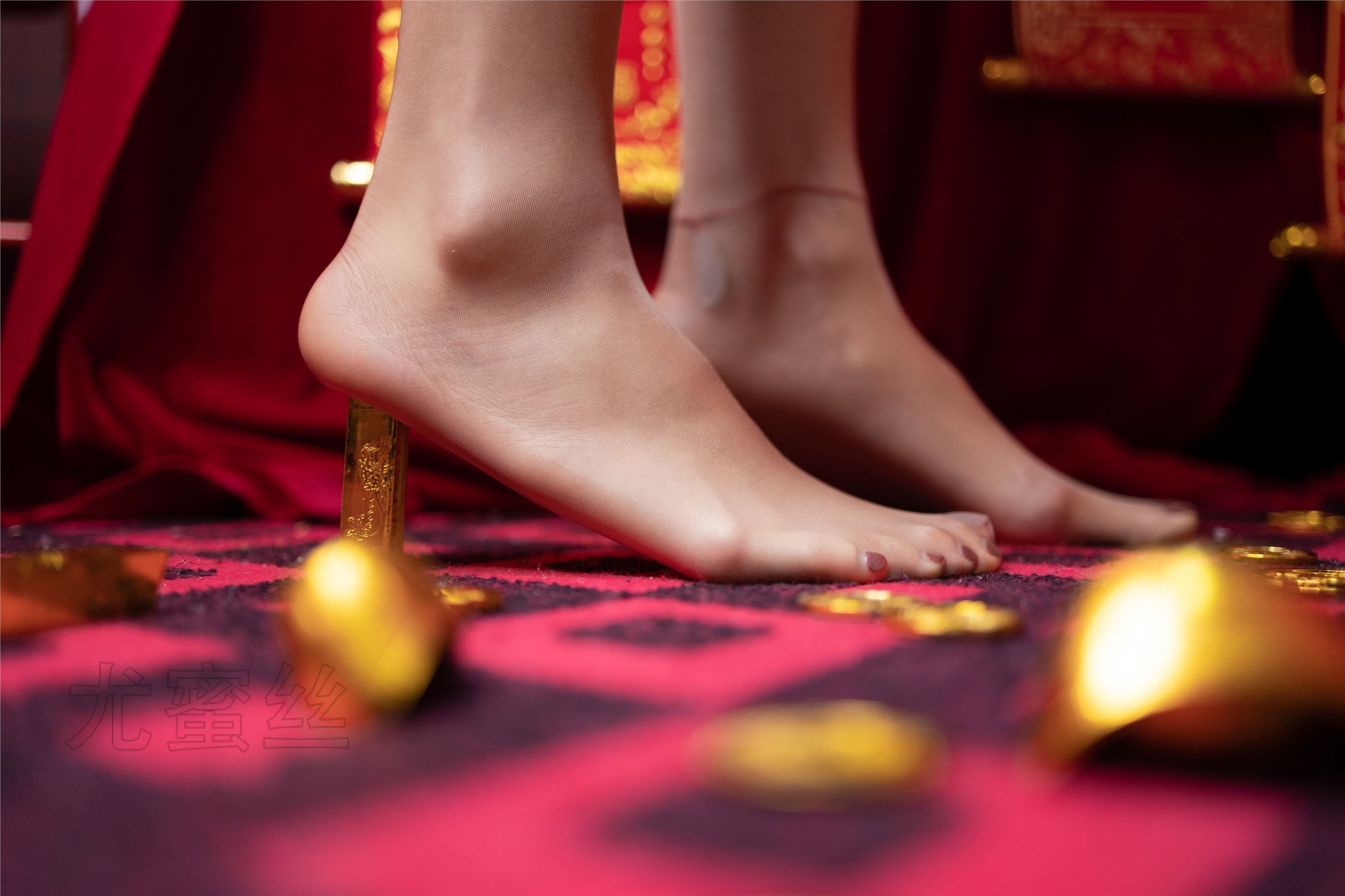 尤蜜丝 穿搭写真 NO.099